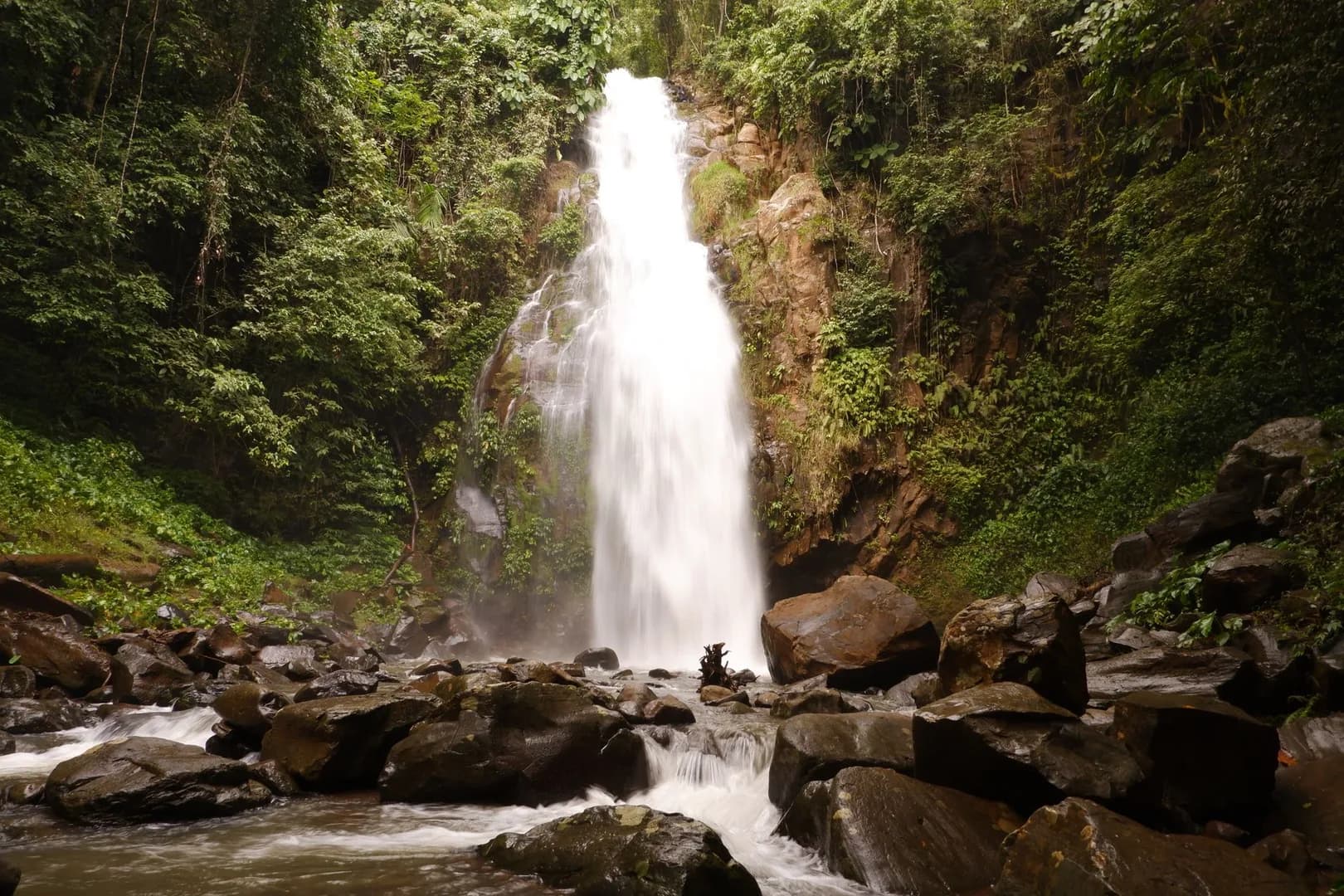 Gitgit Waterfall
